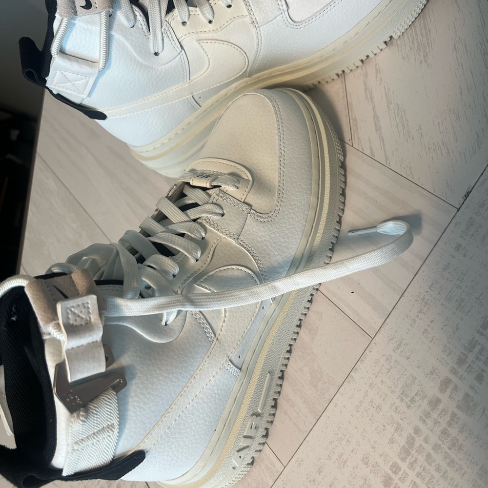 Brand new Nike sz 9 AF1
